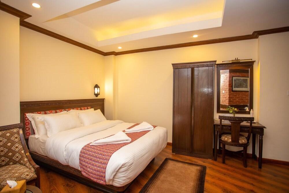 Pashupati Boutique Hotel & Spa カトマンズ エクステリア 写真